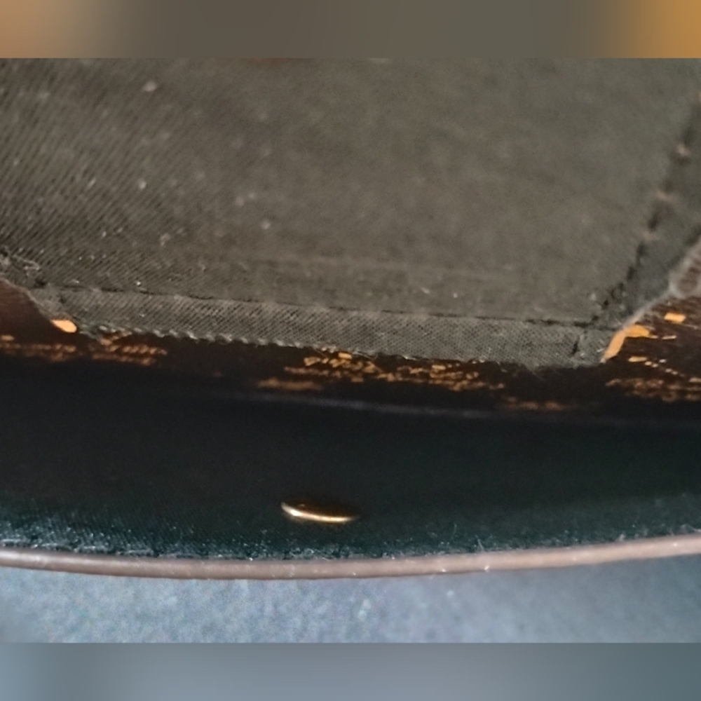 Beverly Hills Polo Club Brown and Tan Wallet/Wrislet BNWOT - Picture 5 of 5